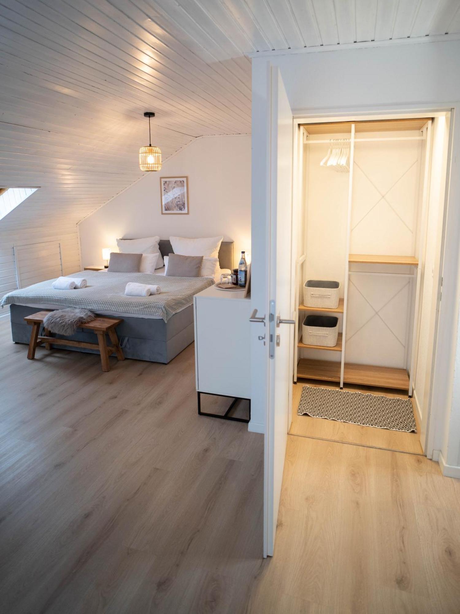 Charmantes Apartment Mit Balkon ミンデルハイム エクステリア 写真