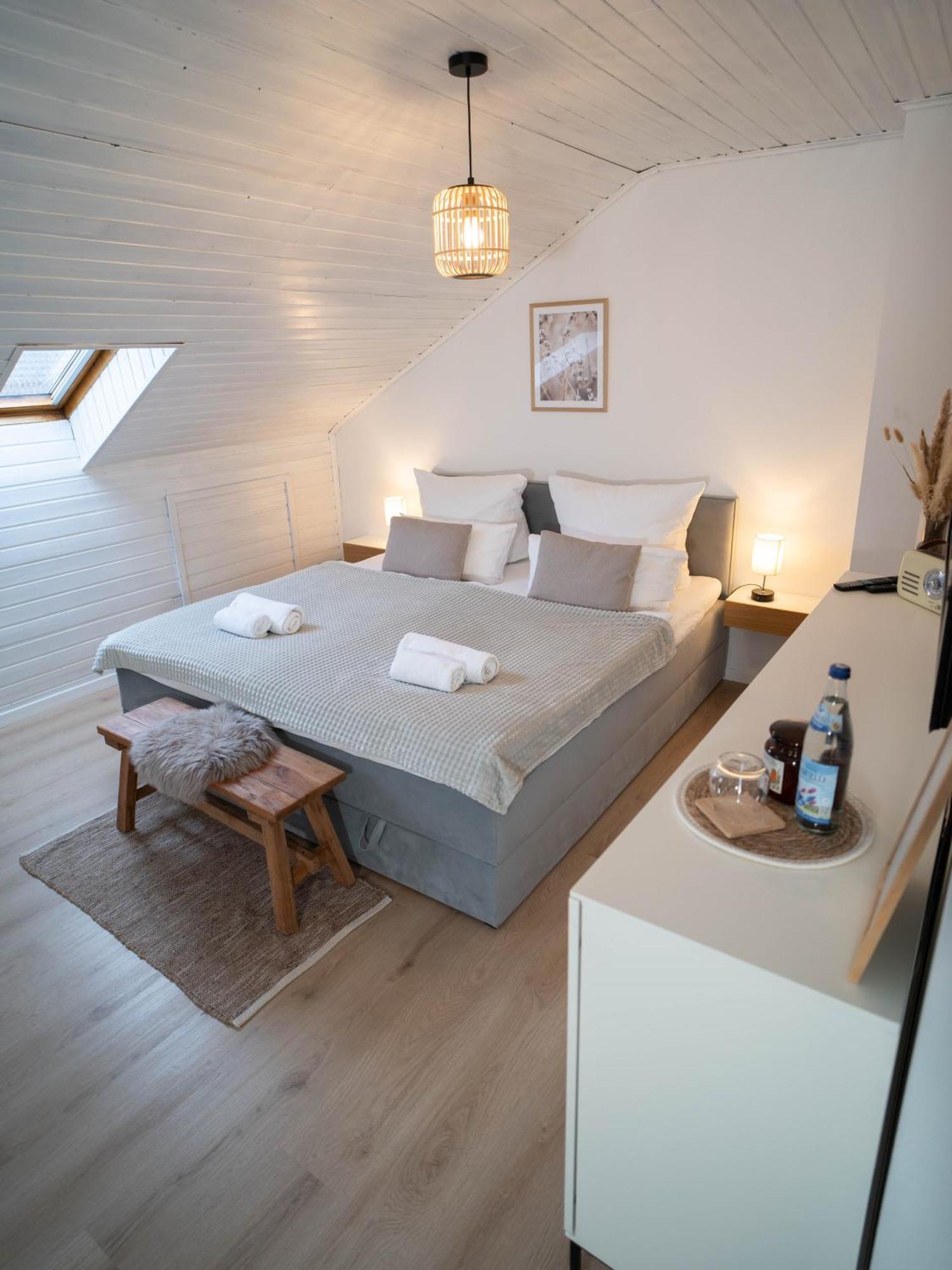 Charmantes Apartment Mit Balkon ミンデルハイム エクステリア 写真