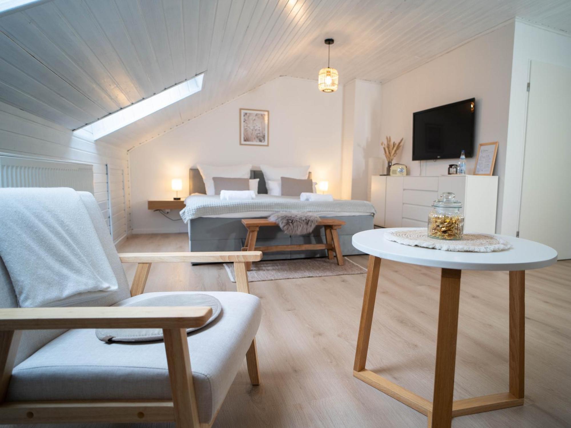 Charmantes Apartment Mit Balkon ミンデルハイム エクステリア 写真